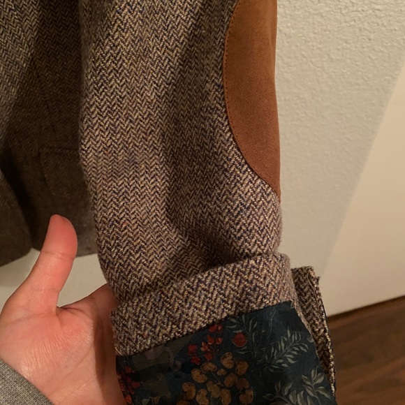 Blazer - Picture 6 of 8